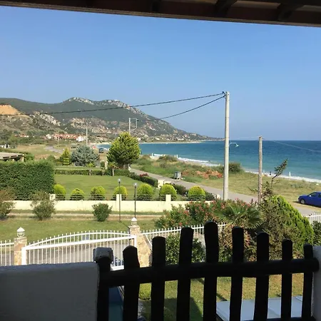 Seaside Villa *